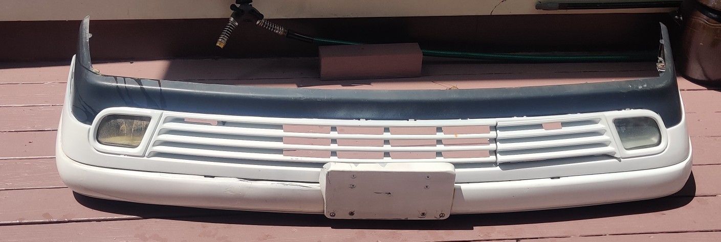 97-04 Mercedes Benz - Front Bumper White W210 E320 E430 E55