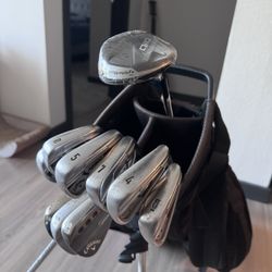 Full Callaway Iron And Wedge Set Plus Brand New Hybrid. Bag Included