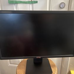 Dell LCD 22” Computer Monitor