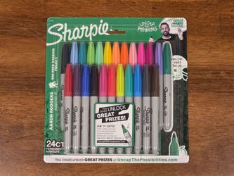 24 Count Sharpie Pen Set