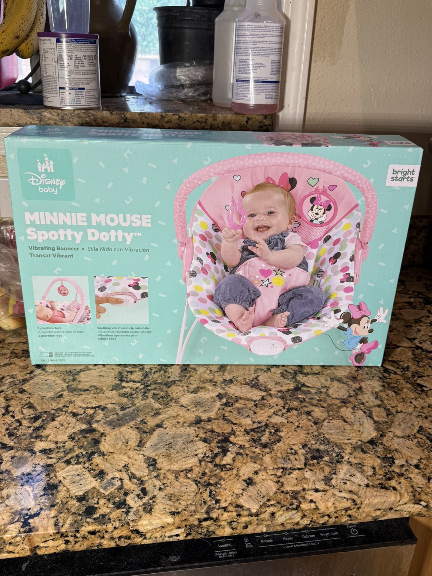 New Minnie Mouse Bright Stars Baby Vibrating Bouncer