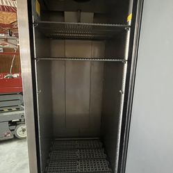 Kutano upright freezer brand new 