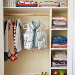 Light Blue & Silver Reversible Cropped Puffer Vest - Women's