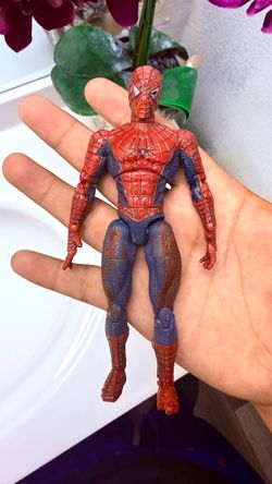 2002 Toy Biz Spider-Man Movie Super Poseable 6-inch figure.