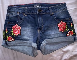 Embroidered BoomBoom Shorts Size 11