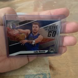 Luka Doncic 2019-2020 Panini Mosaic Give And Go