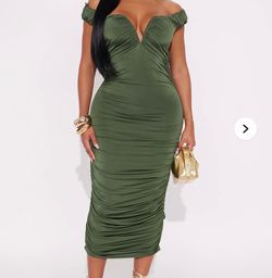 Midi dress size large