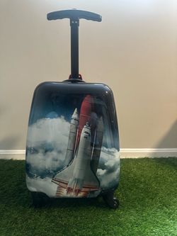 🛴 🧳 Scootz Ride-On Scooter Luggage for Kids (TSA Approved) – $60
