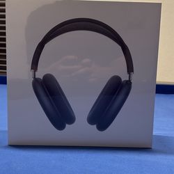 AirPod Maxes Midnight 