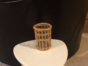 Candle holder