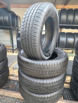 225/65/17 SET DE 4 LLANTAS COMO NUEVAS