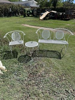 Nice Sturdy Ornamental Metal Patio 3 Piece Set