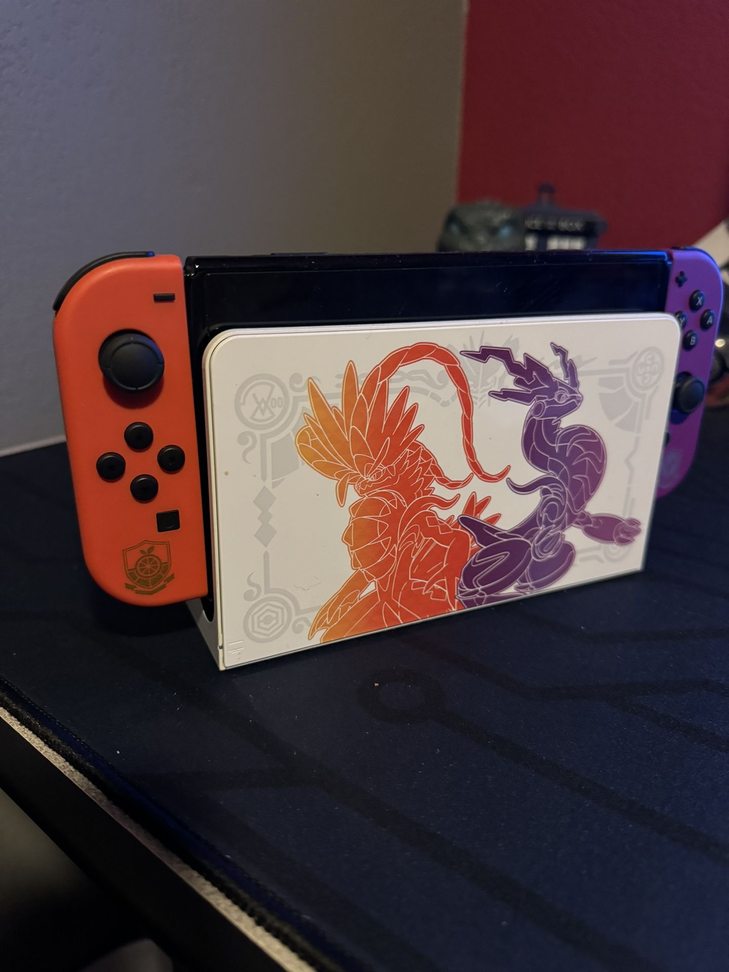 Switch OLED Scarlet And Violet Edition