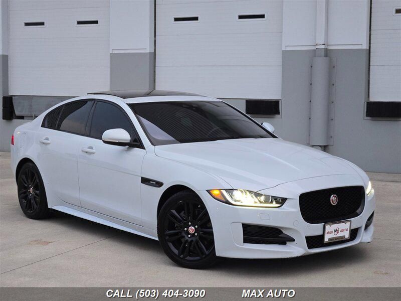 2017 Jaguar XE