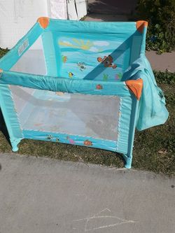 Play Pen Nemo Disney.(rare)