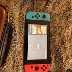 Nintendo Switch 1, With 128 Gb Memory Card,  Wireless Controller And Leather Zelda Carrying Case