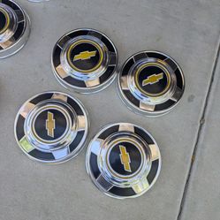 Chevy C10/ Square Body Hubcaps