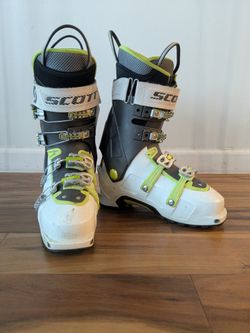 Scott Celeste ii Alpine Touring (AT ski) Boots 25.5