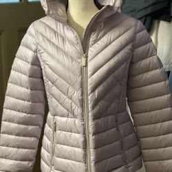 Women’s puffer Michael Kors jacket size medium