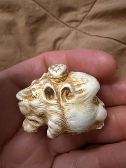 Miniature figurine Japanese netsuke Lion and Monkey head