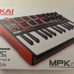 Akai Pro MPK Mini Midi Controller