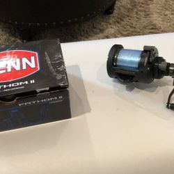  Penn FATHOM ll “FTHll30SDP”Star Drag Conventional Reel with Factory Box.Reel has a couple small Scuffs but in VERY GOOD Fishing Shape!! 
