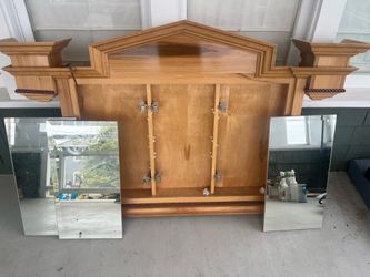 FREE - Bathroom medicine cabinet with lights