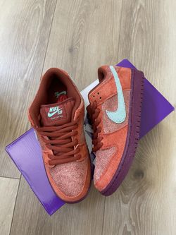 Nike Sb Dunk Low Mystic Red