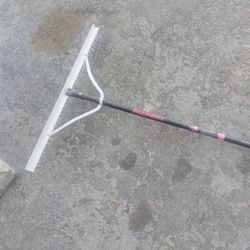 Concrete Rake Good Shape Teeth 1/2 Inch Shorter. 40 Or Offer Have 6 Ft Viborator Hooks To Drill. Remove Honey Come .20 For It Combo 40r.