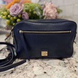 Dooney & Bourke Camera Style Crossbody Bag