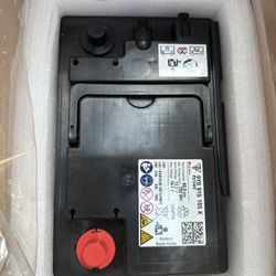 Lamborghini Porsche Audi  Urus Lithium Battery 60 Amp/Hours Group Size 48/H6