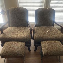 Accent Chairs 
