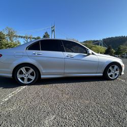 2011 Mercedes-Benz C-Class