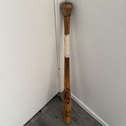 Adult Louisville slugger Wood Baseball Bat