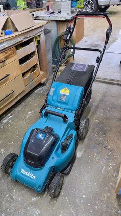 Makita Lawnmower