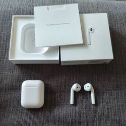 *Sealed* AirPods Pro