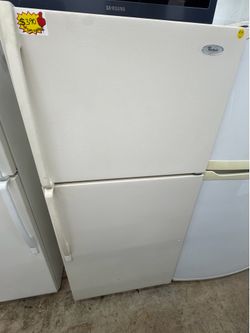 🔥Whirlpool top and bottom refrigerator