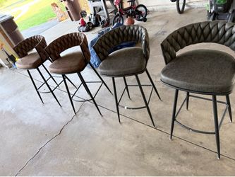 4 bar stools.