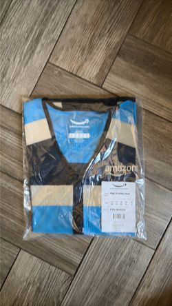 Medium large amazon vest