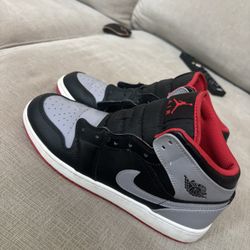 Jordan 1 Bred Shadow (Kids 7Y) 