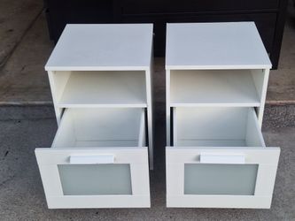NIGHTSTANDS
