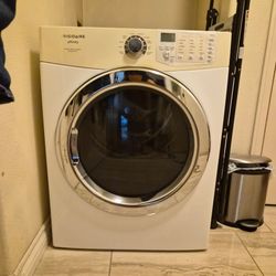 Frigidaire Affinity Gas Dryer