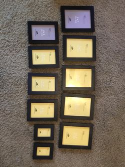 Picture frame set