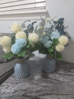 Flowers/vase