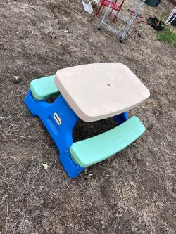 Picnic bench for kids