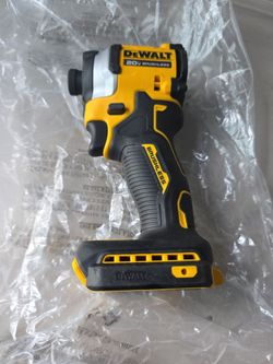 DEWALT 20VMAX BRUSHLESS 1/4"(6MM) CORDLESS IMPACT DRIVER (TOOL ONLY)PRICE IS FIRM