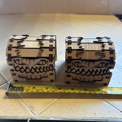 Mimic Dice Box