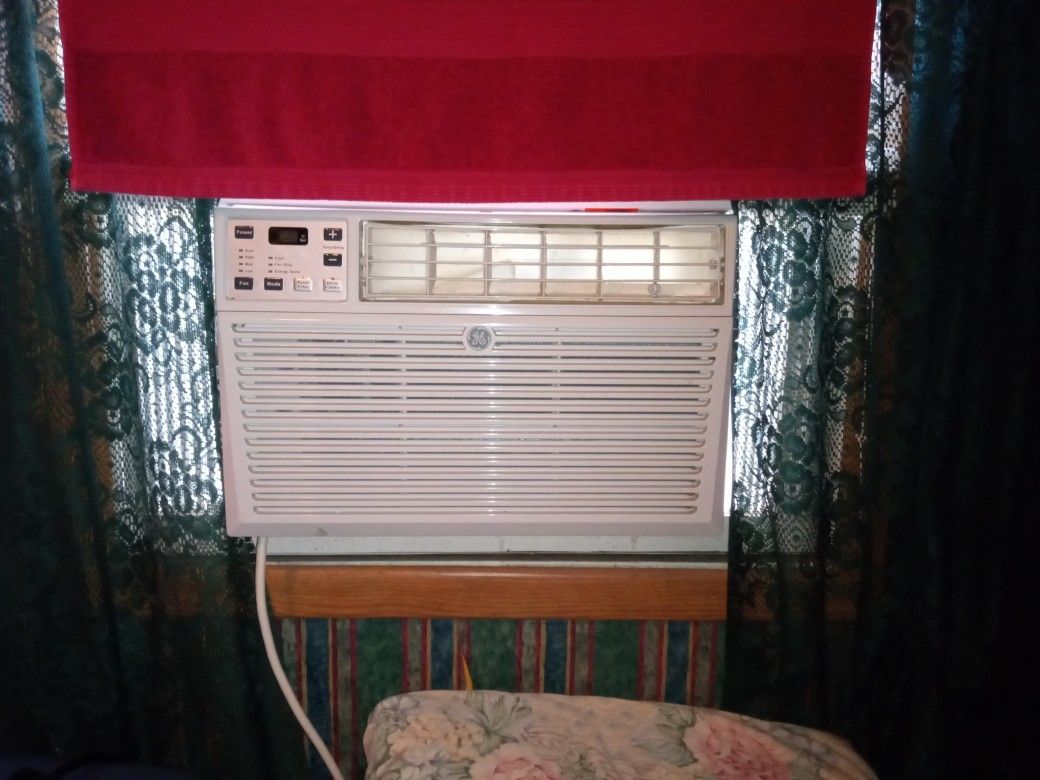 Digital GE Window AC