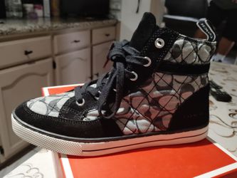Coach size 7.5