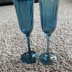 Pier Iridescent Blue With Gold Trim 